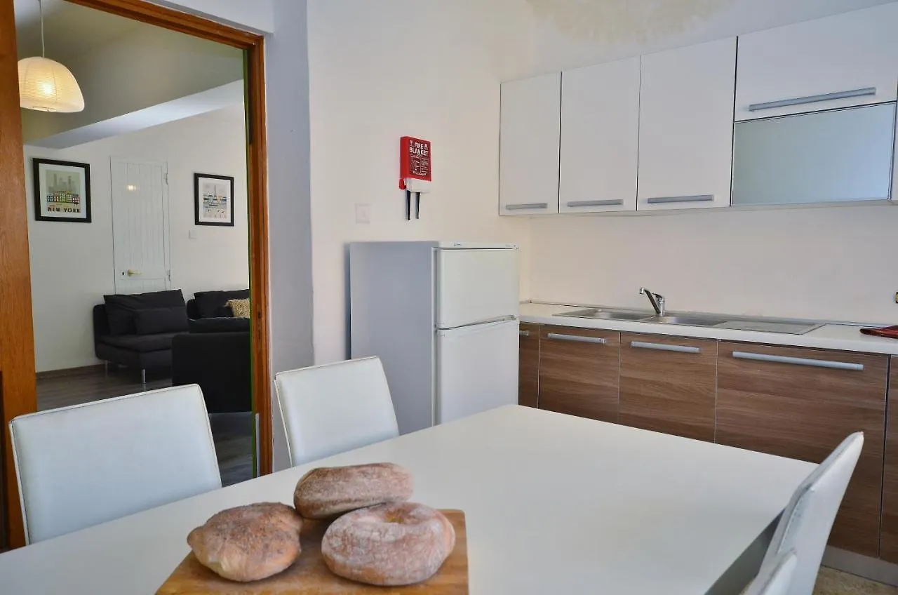 Πανσιόν City Living Suite Tk 1 Rm 1 Saint Julian's Μάλτα