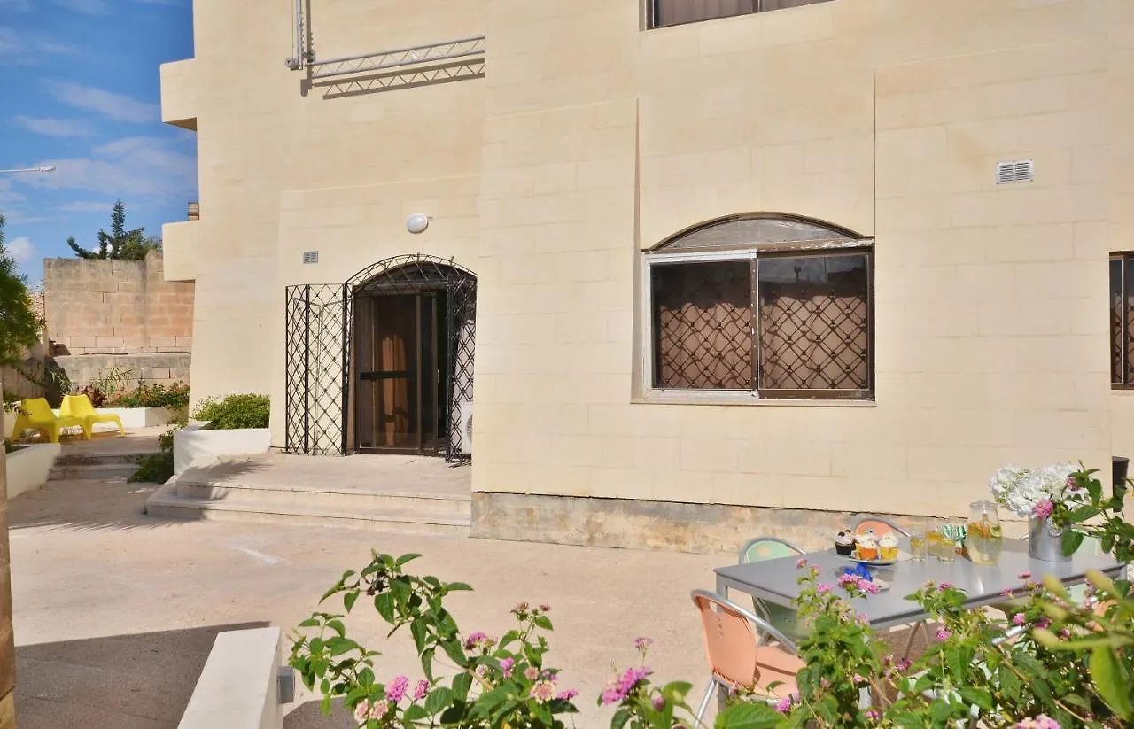 Πανσιόν City Living Suite Tk 1 Rm 1 Saint Julian's